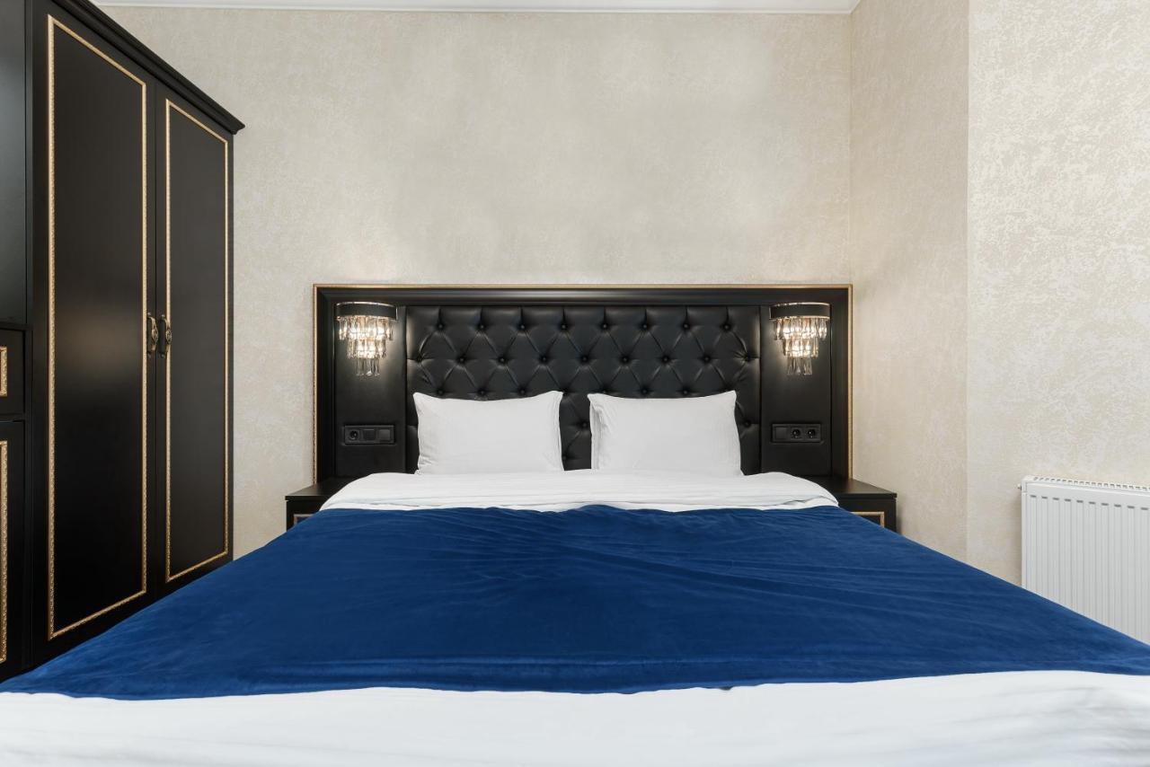 Apart Hotel D'Monica Odessa Eksteriør billede