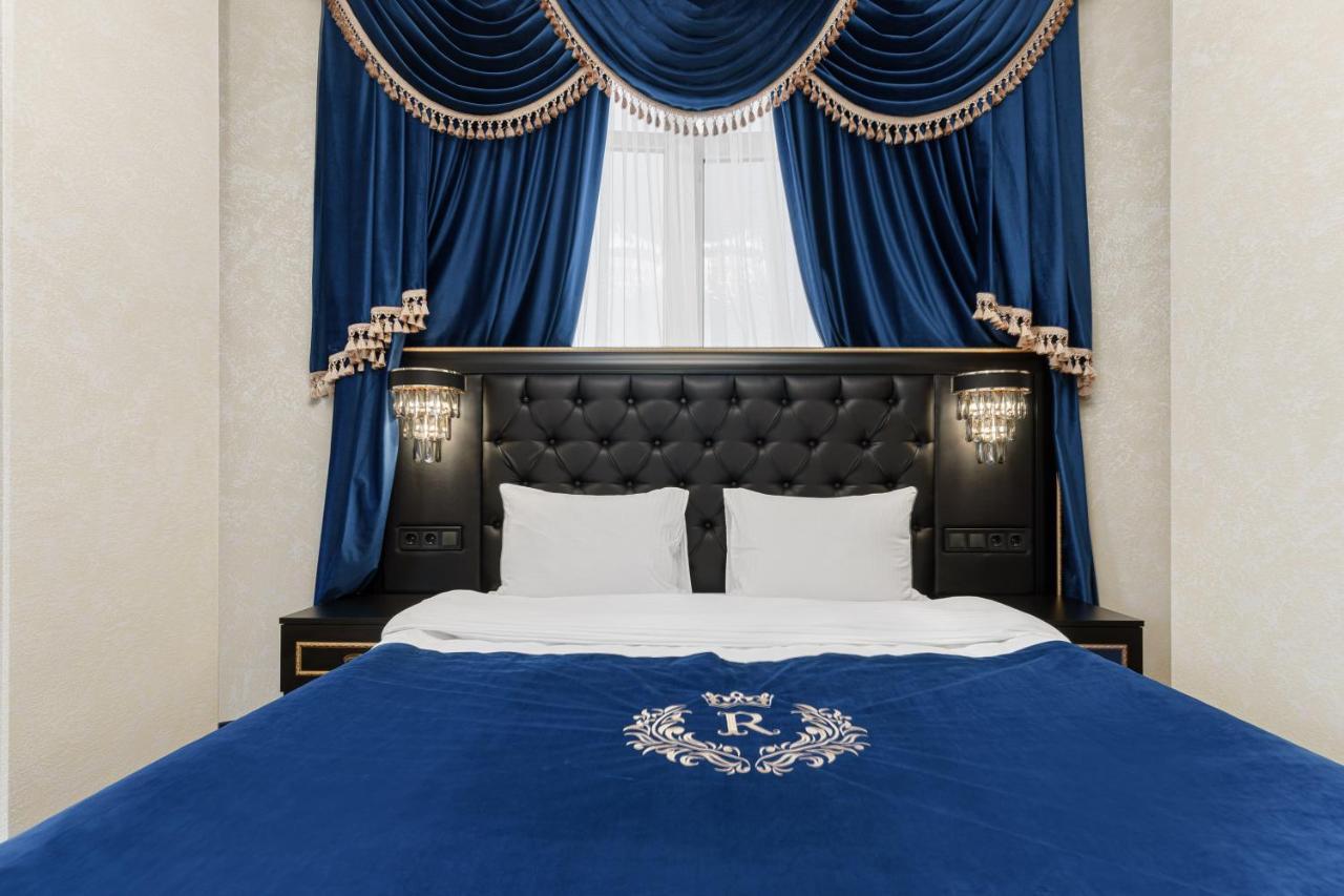 Apart Hotel D'Monica Odessa Eksteriør billede
