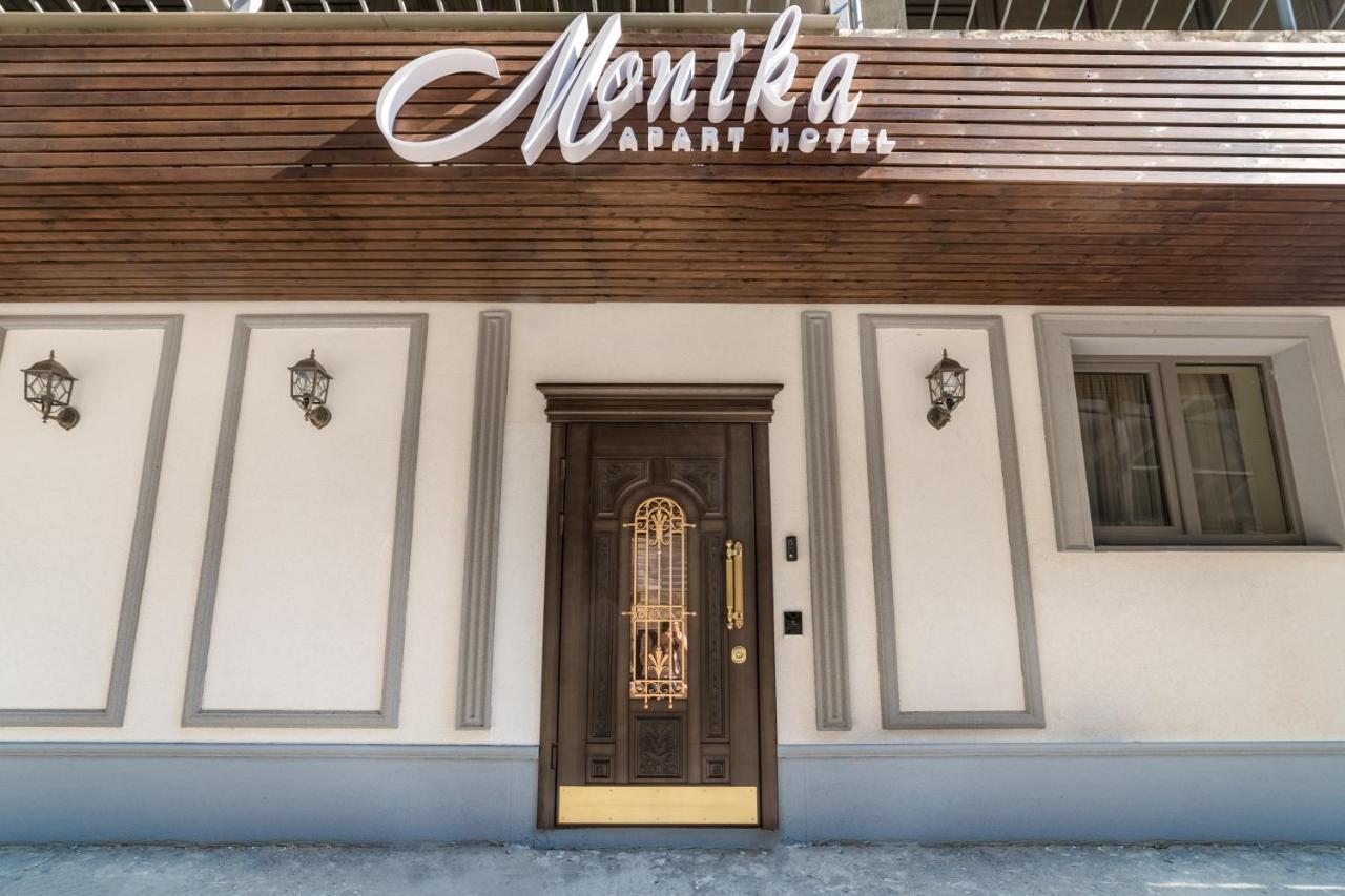 Apart Hotel D'Monica Odessa Eksteriør billede